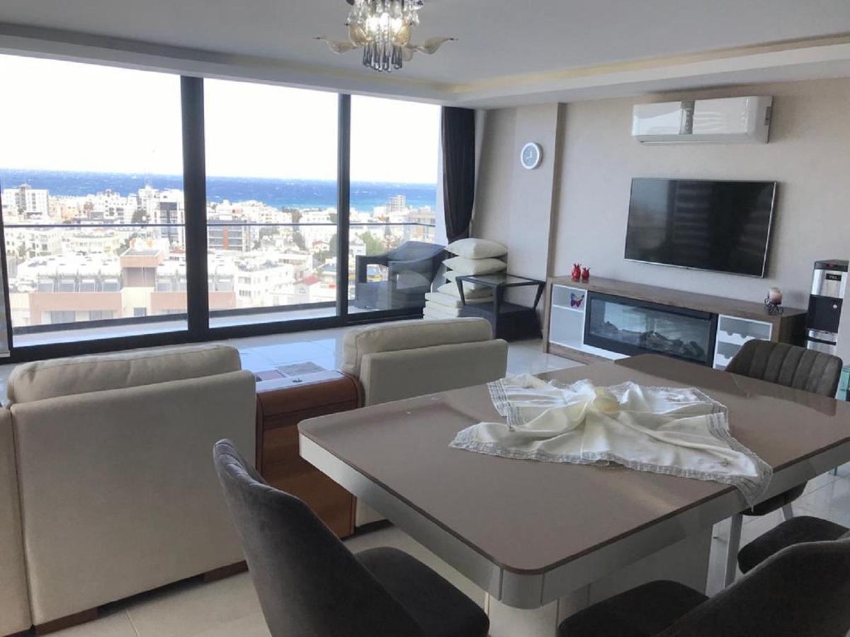 Karia Plus City Apartments Kerýnia Eksteriør bilde